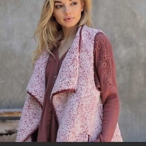 NEW TEDDY SHERPA COZY VEST